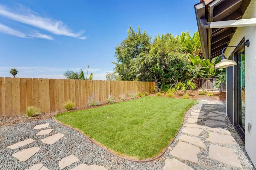 16022 Sun Summit Point San Diego, CA 92127