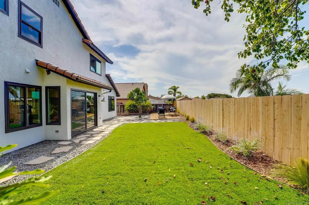 16022 Sun Summit Point San Diego, CA 92127