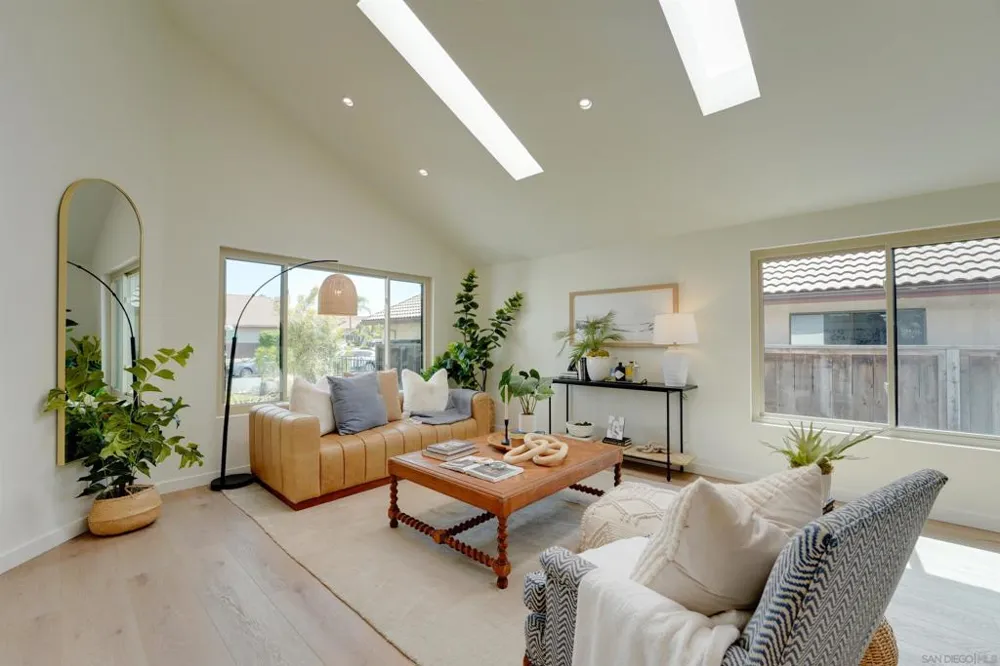 16022 Sun Summit Point San Diego, CA 92127