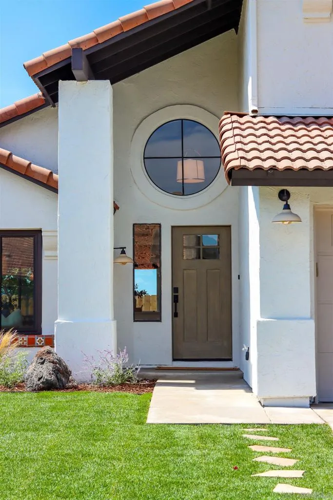 16022 Sun Summit Point San Diego, CA 92127