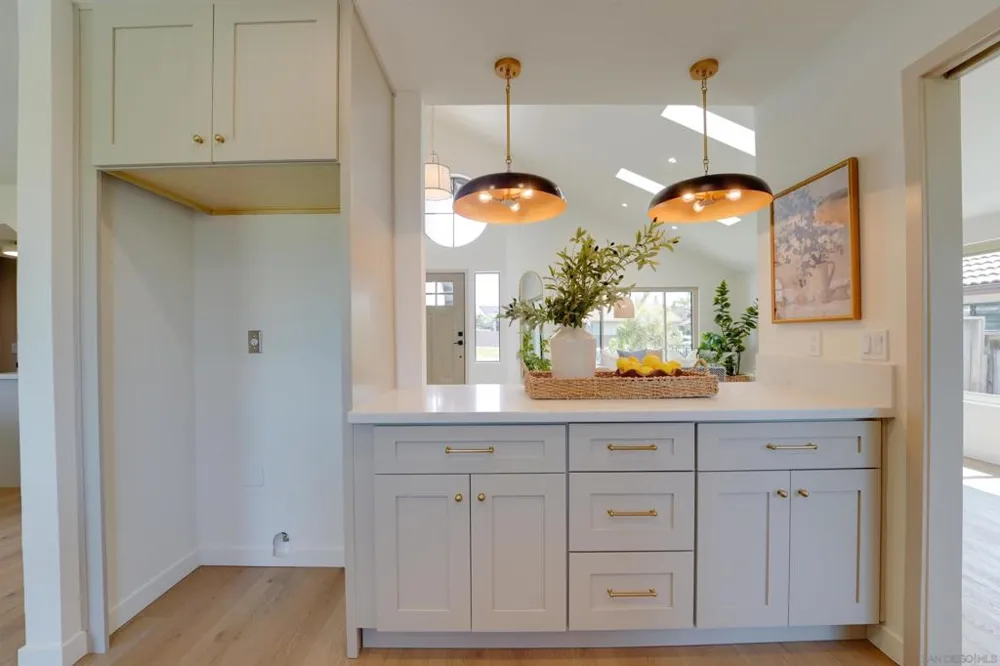 16022 Sun Summit Point San Diego, CA 92127