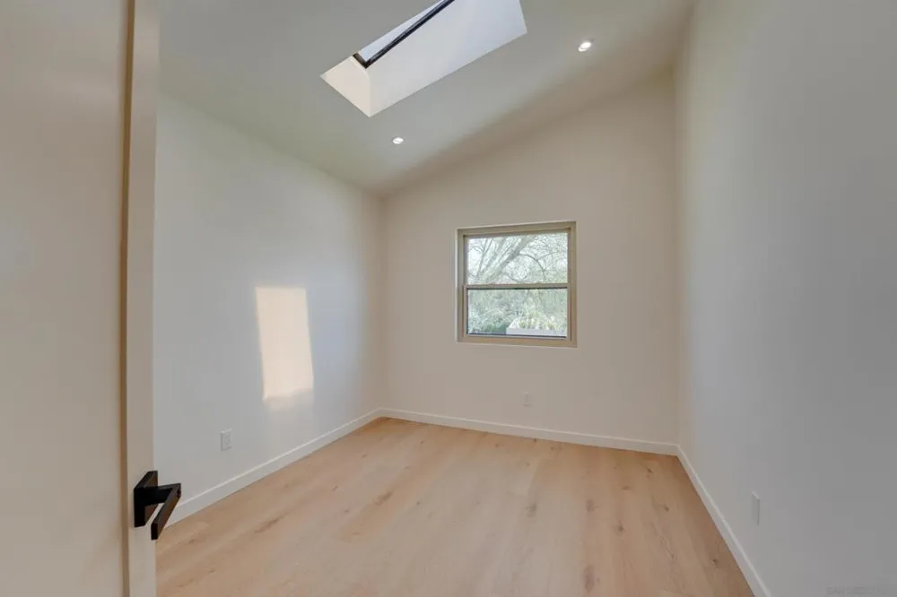 16022 Sun Summit Point San Diego, CA 92127