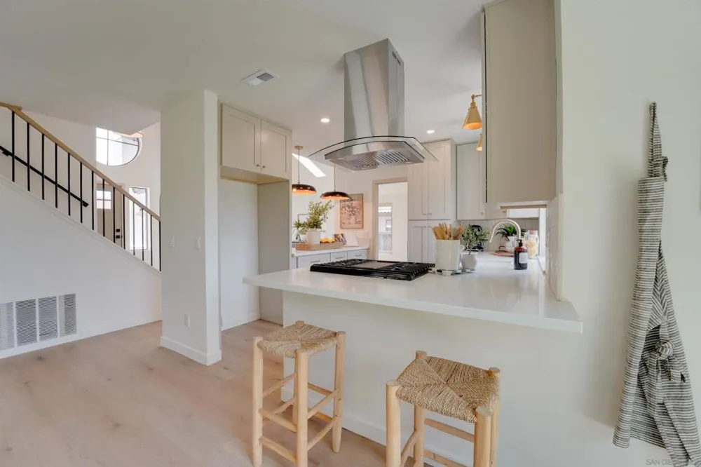 16022 Sun Summit Point San Diego, CA 92127