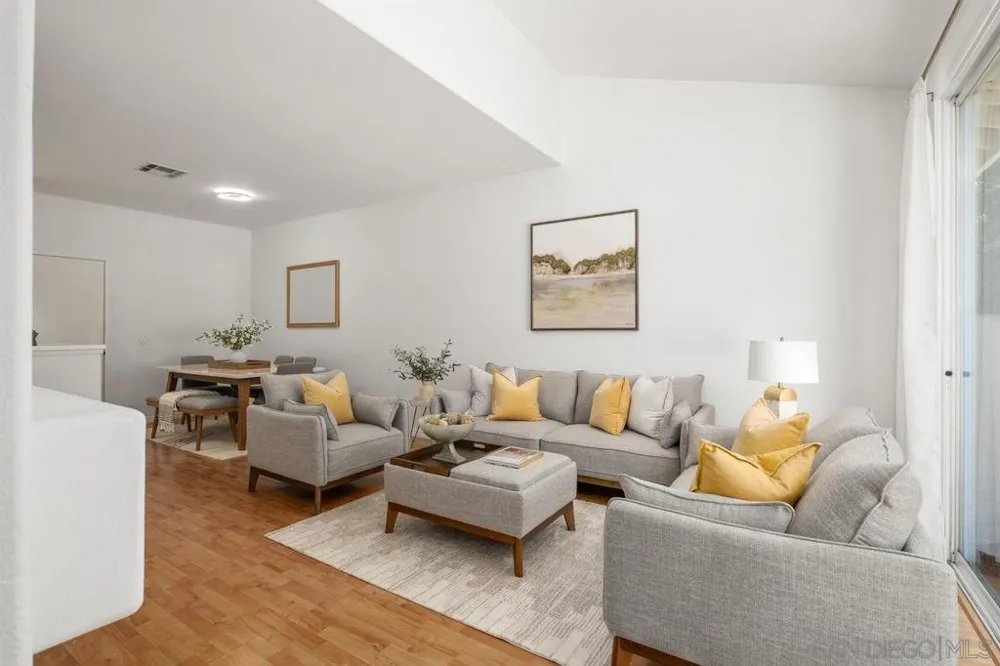 4118 Via Candidiz #115 San Diego, CA 92130
