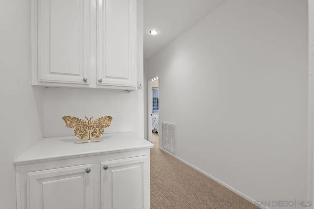4118 Via Candidiz #115 San Diego, CA 92130
