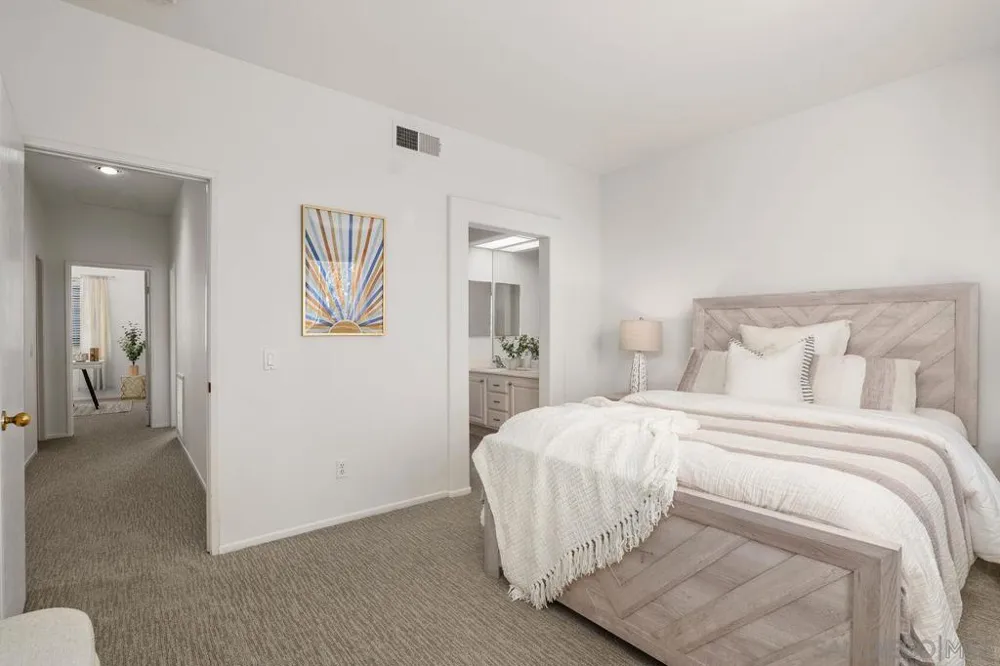 4118 Via Candidiz #115 San Diego, CA 92130