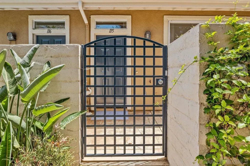 4118 Via Candidiz #115 San Diego, CA 92130