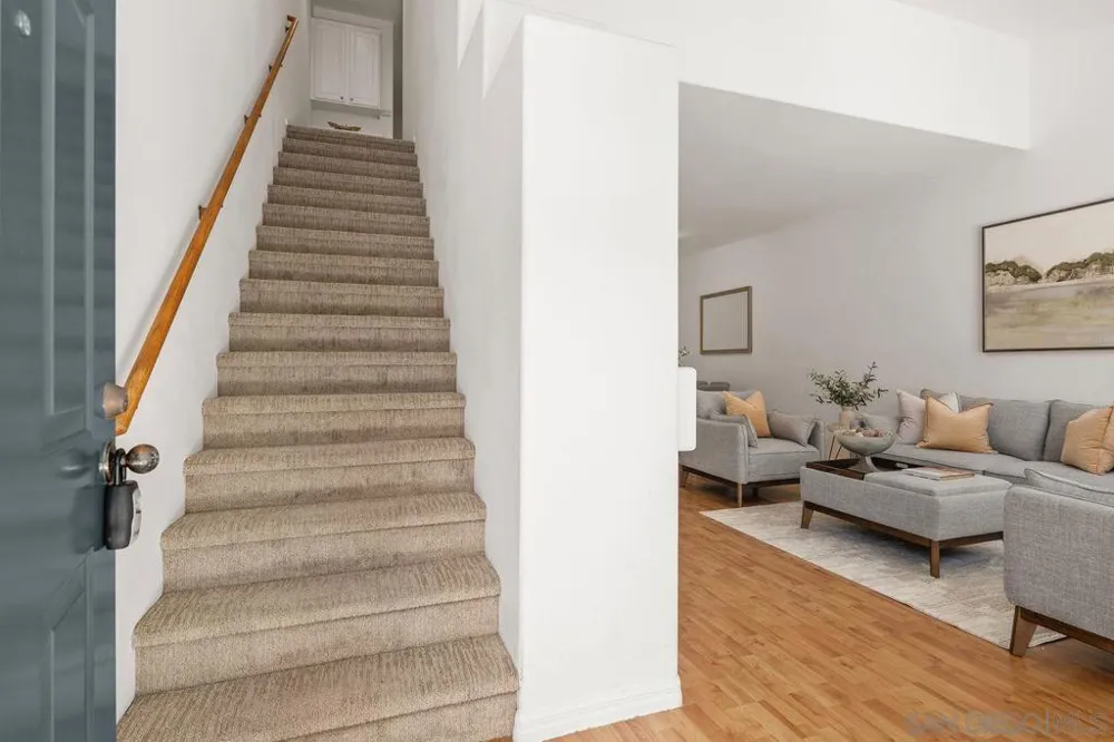 4118 Via Candidiz #115 San Diego, CA 92130