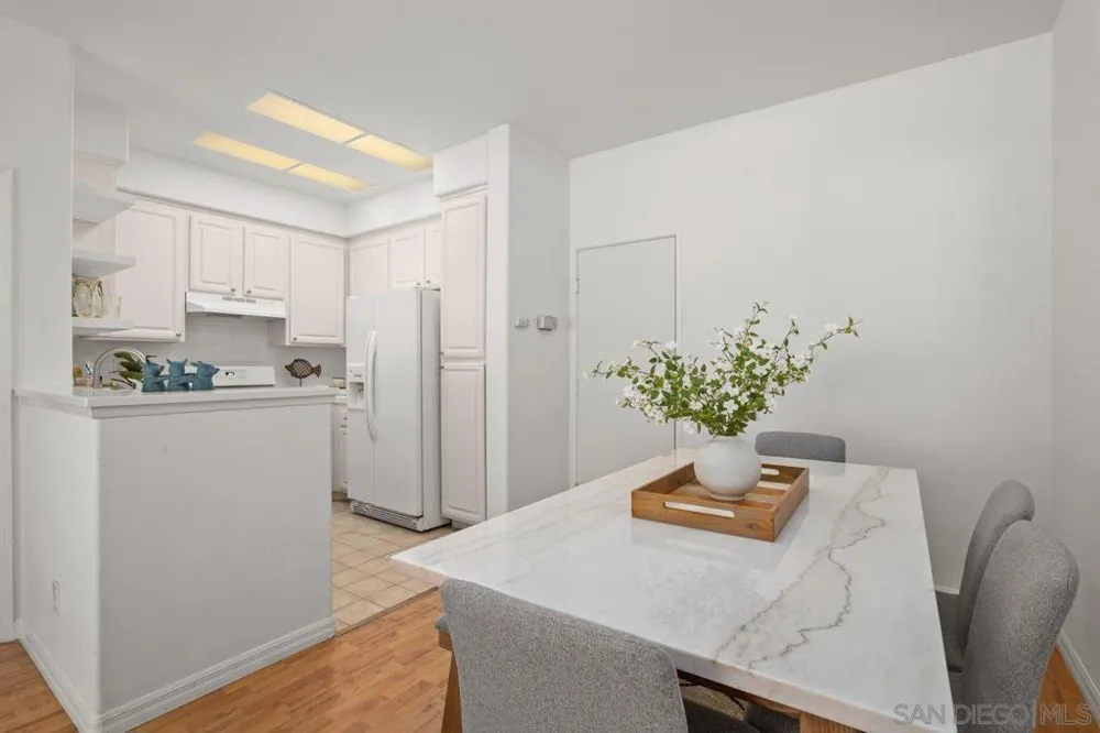 4118 Via Candidiz #115 San Diego, CA 92130