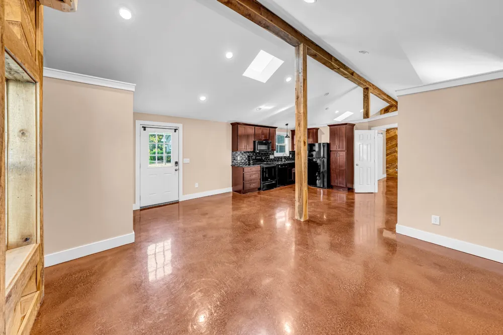 4304 Long Hollow Pike Goodlettsville, TN 37072