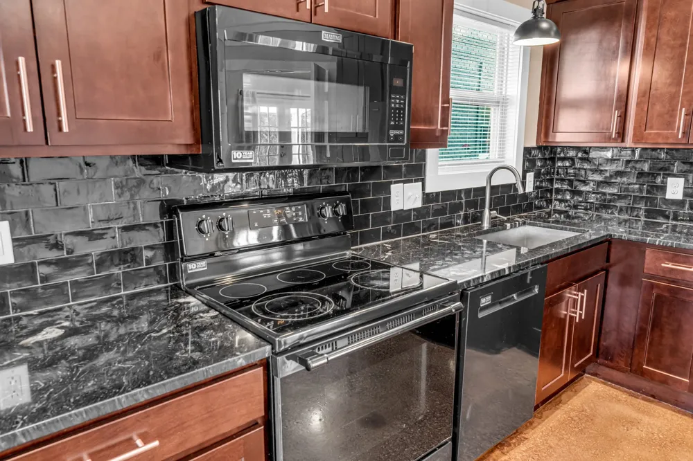 4304 Long Hollow Pike Goodlettsville, TN 37072