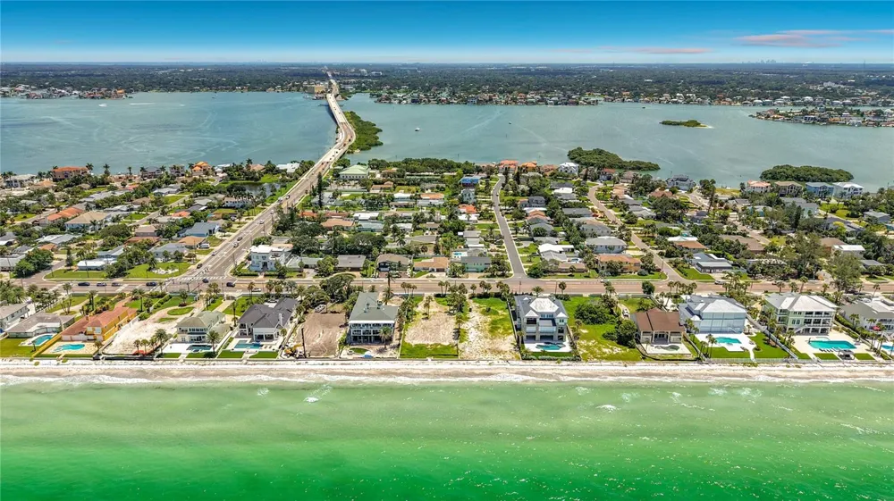 920 PALM DRIVE Belleair Beach, FL 33786