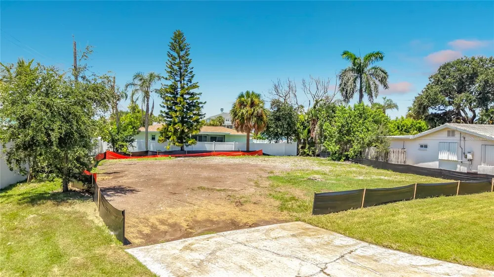 920 PALM DRIVE Belleair Beach, FL 33786