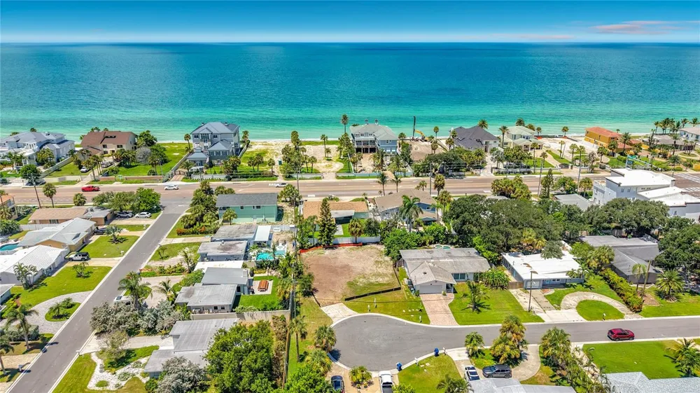 920 PALM DRIVE Belleair Beach, FL 33786