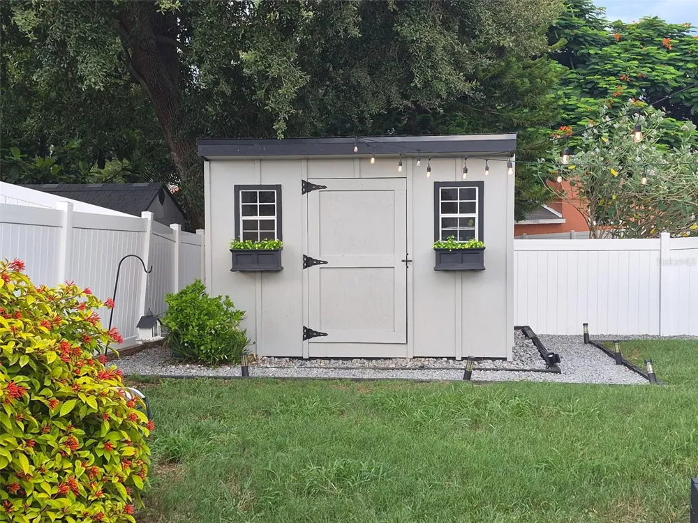 1504 BIG BASS DRIVE Tarpon Springs, FL 34689