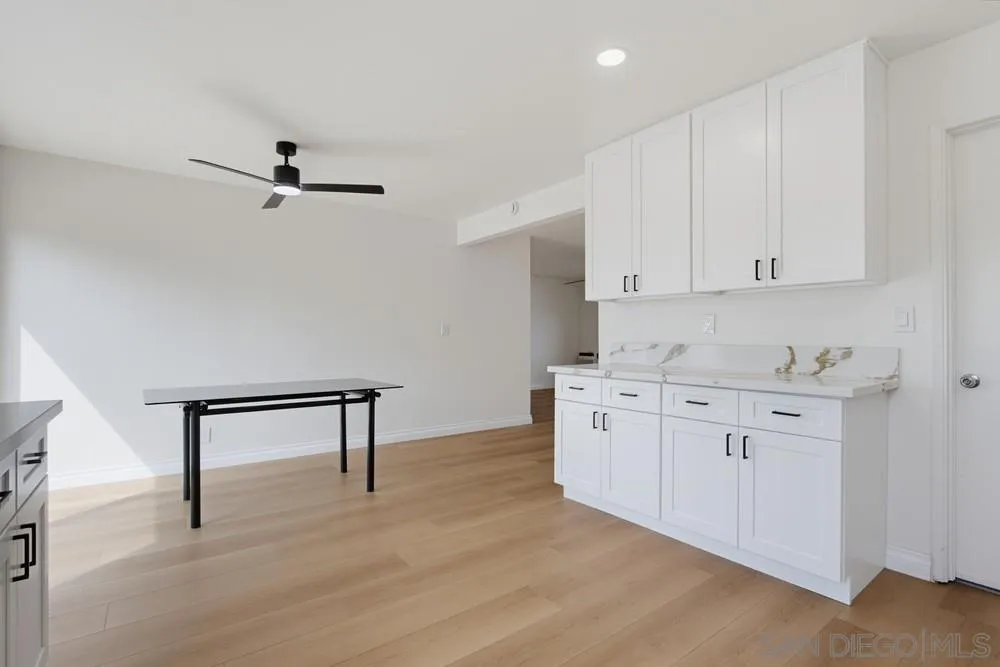 1439 MISSION Escondido, CA 92027
