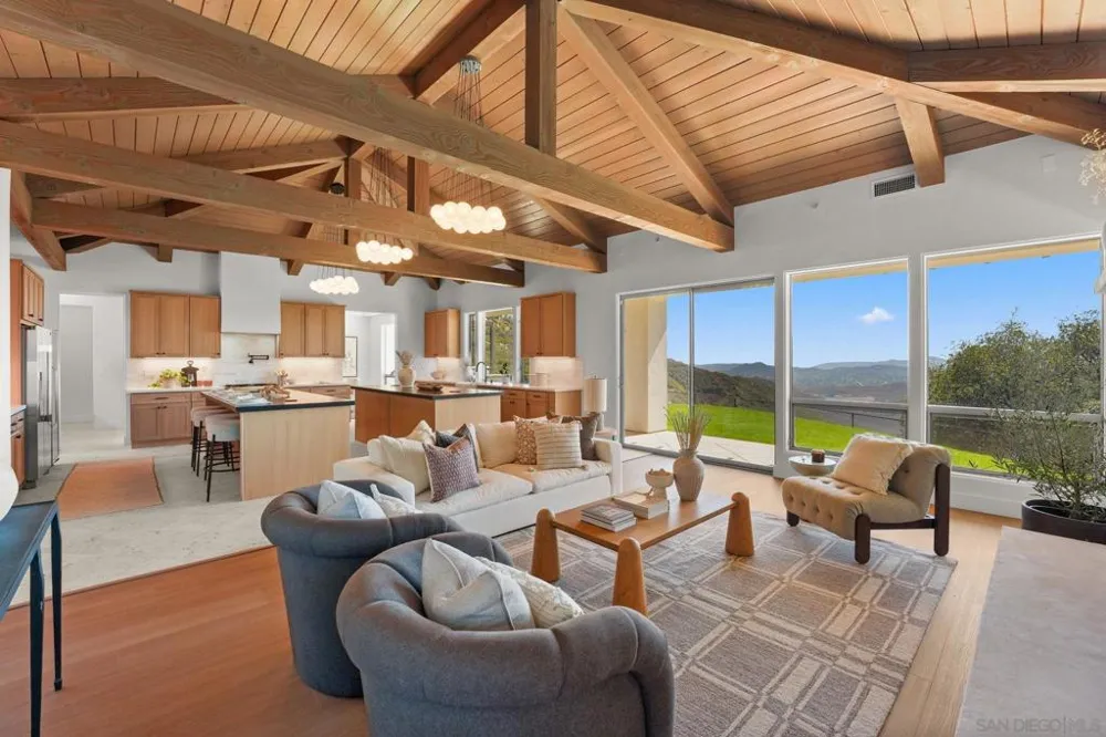 15711 Salida Del Sol Ramona, CA 92065