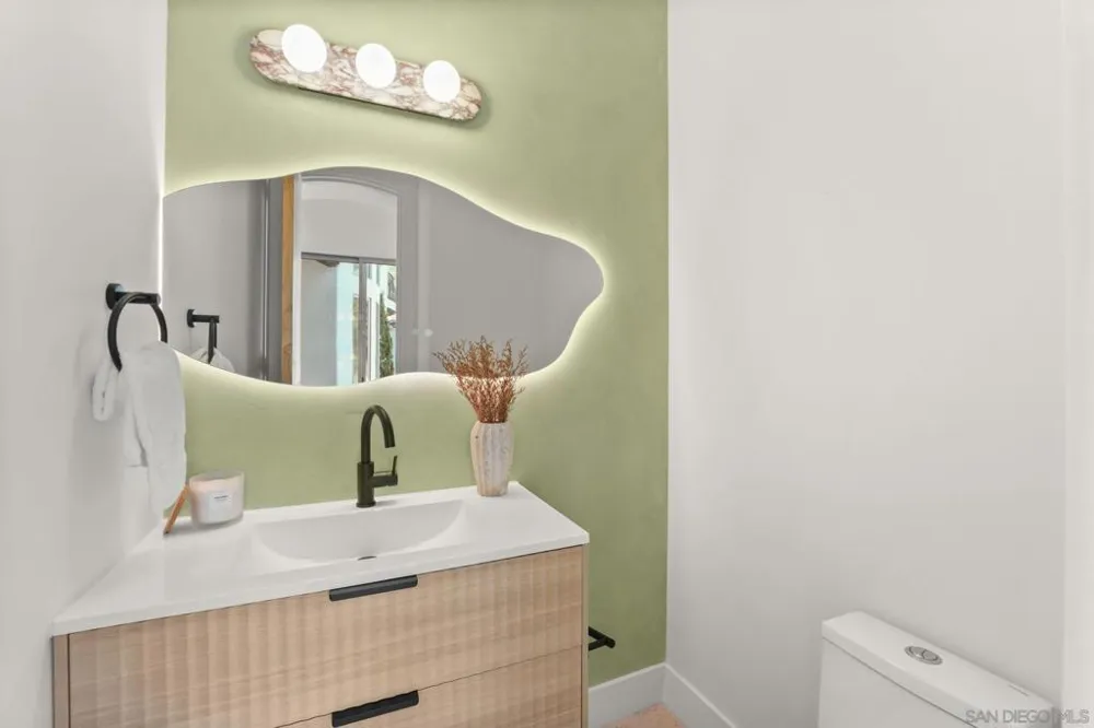 15711 Salida Del Sol Ramona, CA 92065