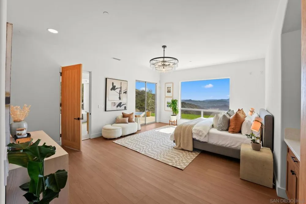 15711 Salida Del Sol Ramona, CA 92065