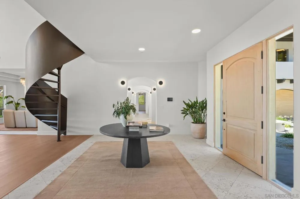 15711 Salida Del Sol Ramona, CA 92065