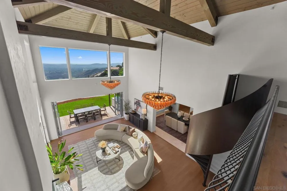 15711 Salida Del Sol Ramona, CA 92065