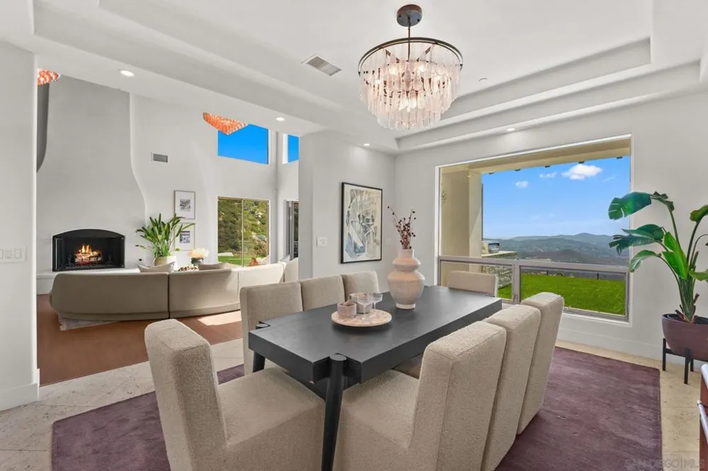 15711 Salida Del Sol Ramona, CA 92065