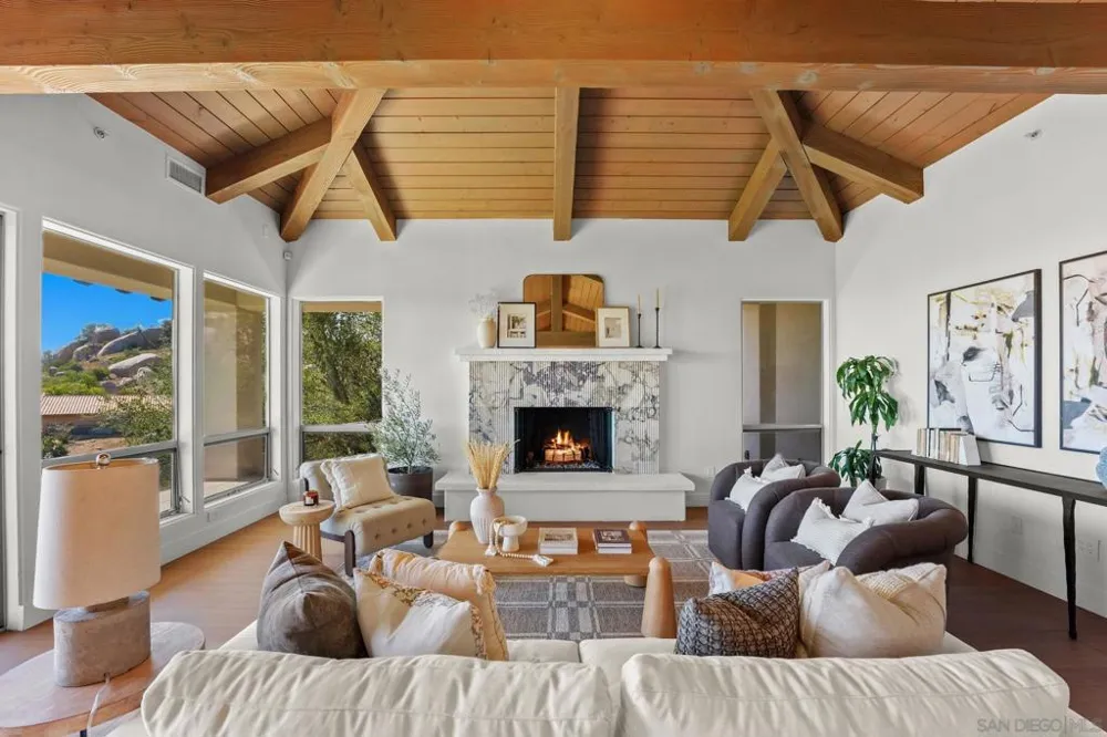 15711 Salida Del Sol Ramona, CA 92065