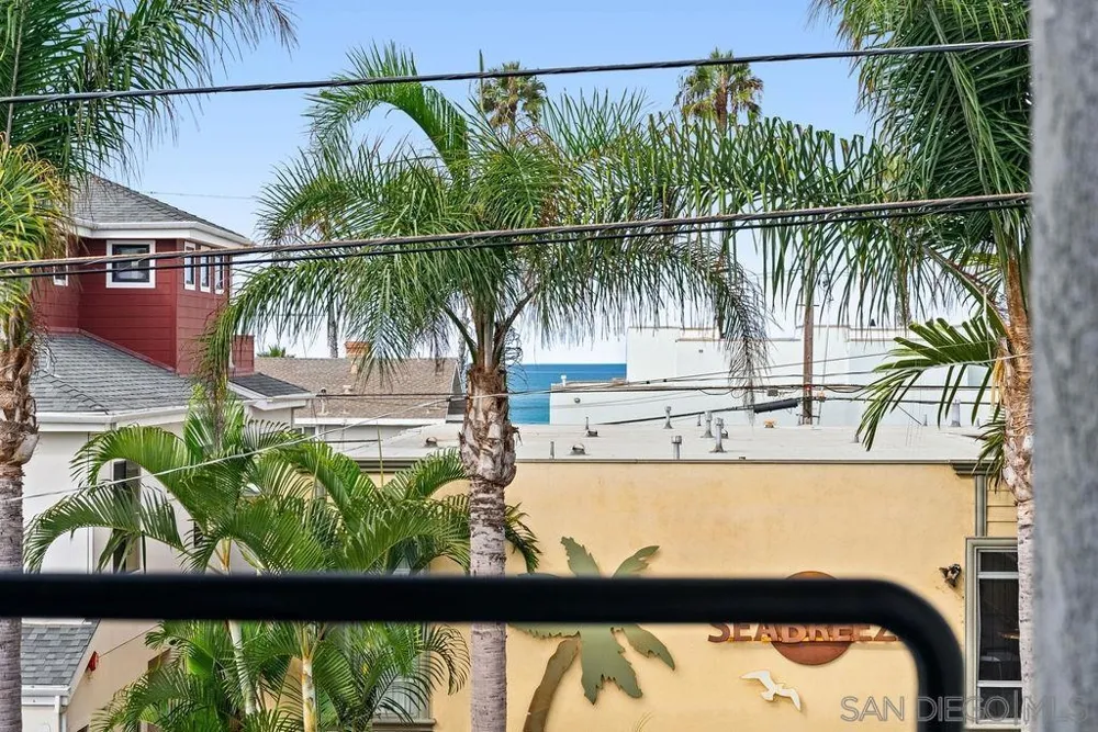 514 S Myers #F Oceanside, CA 92054