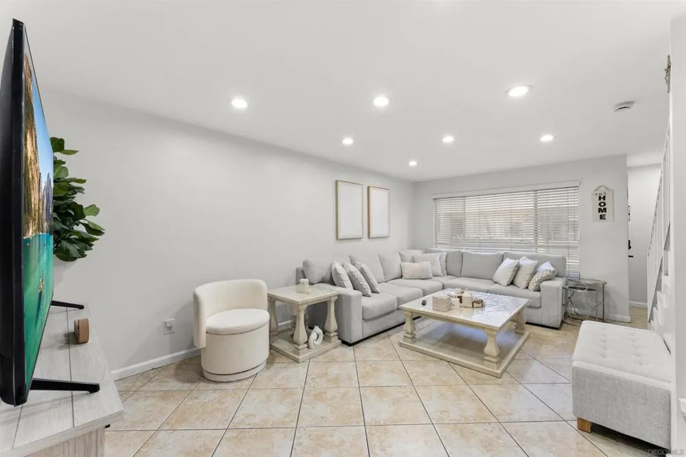 317 S Mollison #3 El Cajon, CA 92020