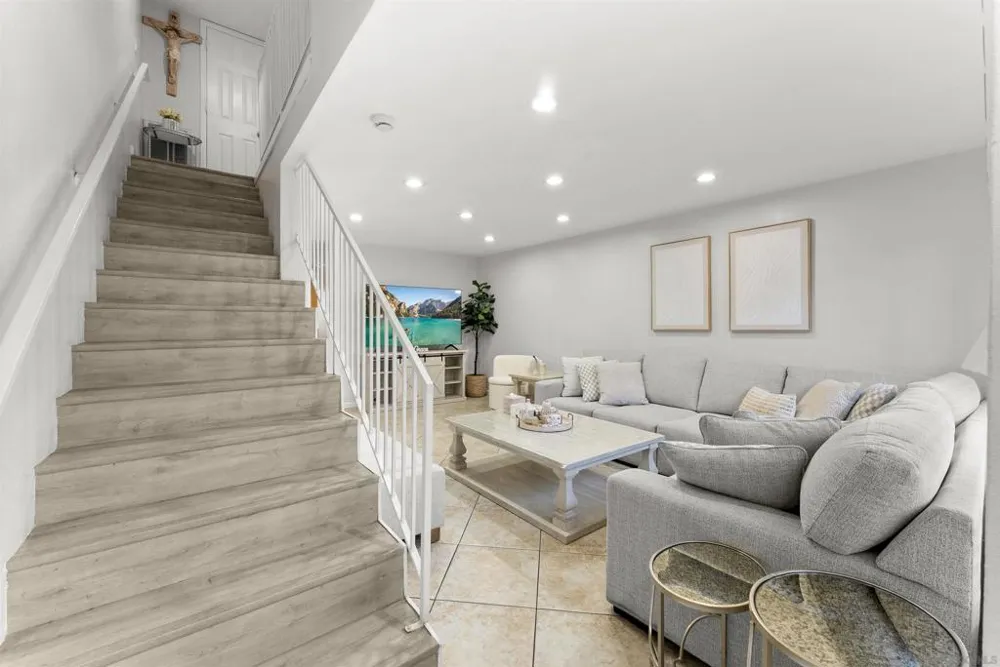 317 S Mollison #3 El Cajon, CA 92020