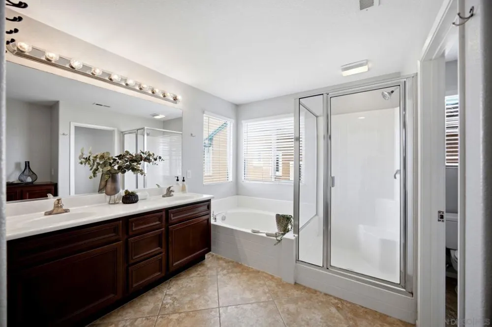 150 Ridge View Way Oceanside, CA 92057