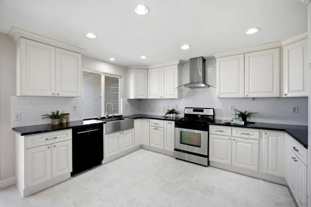 150 Ridge View Way Oceanside, CA 92057