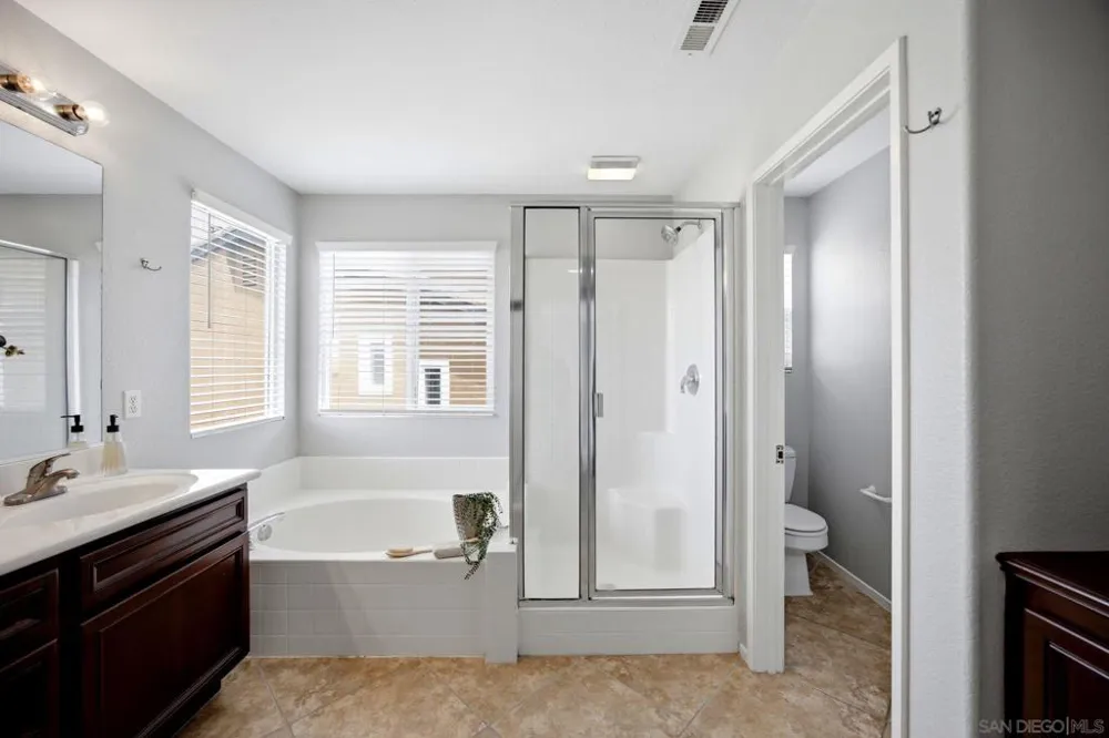 150 Ridge View Way Oceanside, CA 92057