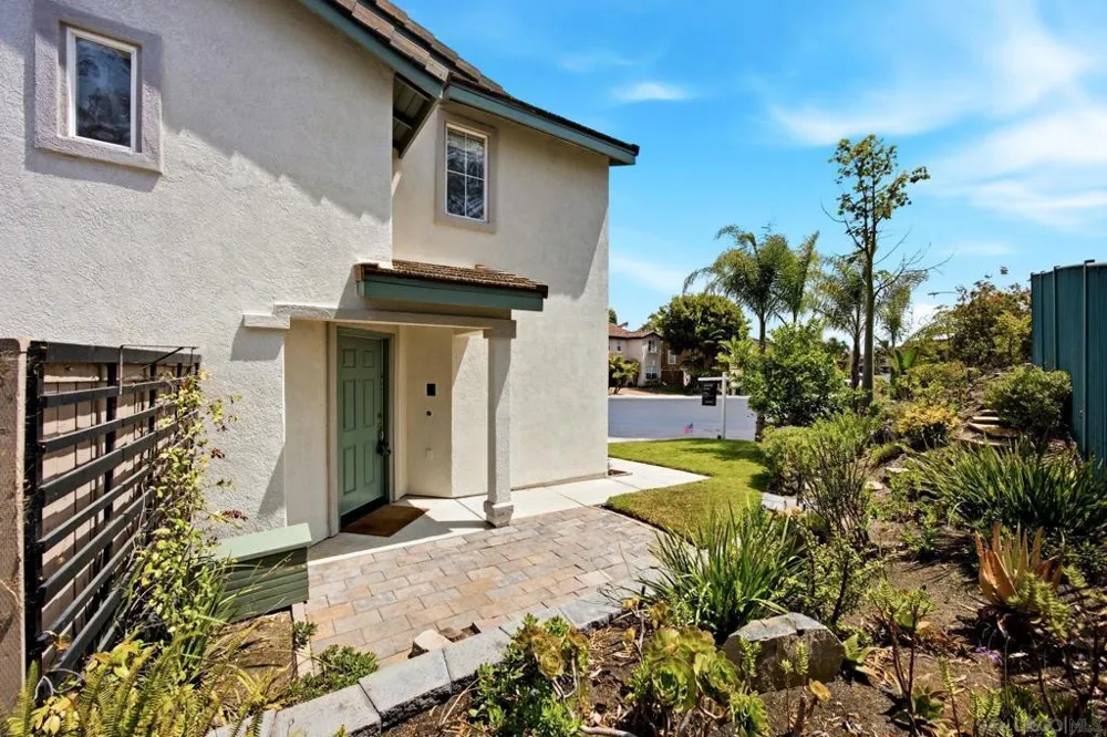 150 Ridge View Way Oceanside, CA 92057