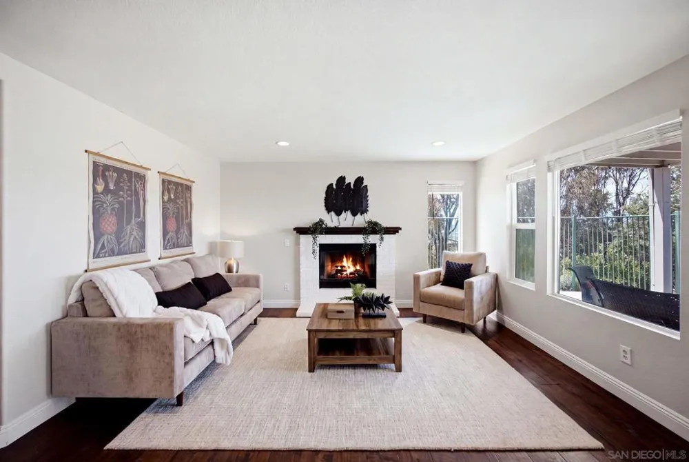 150 Ridge View Way Oceanside, CA 92057