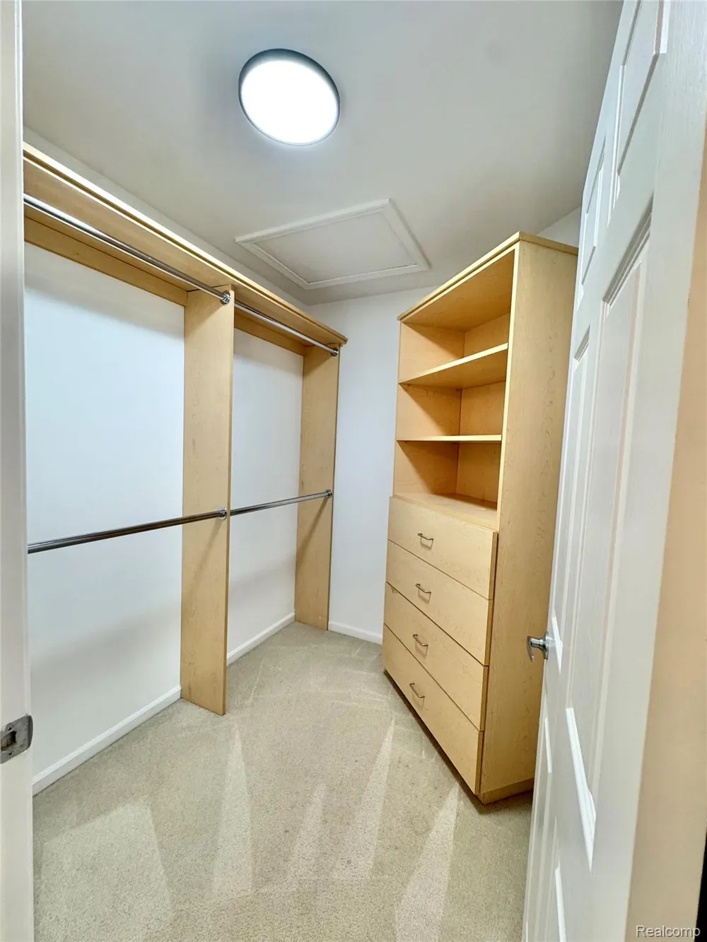 8055 SPRINGDALE DRIVE White Lake Charter Township, MI 48386