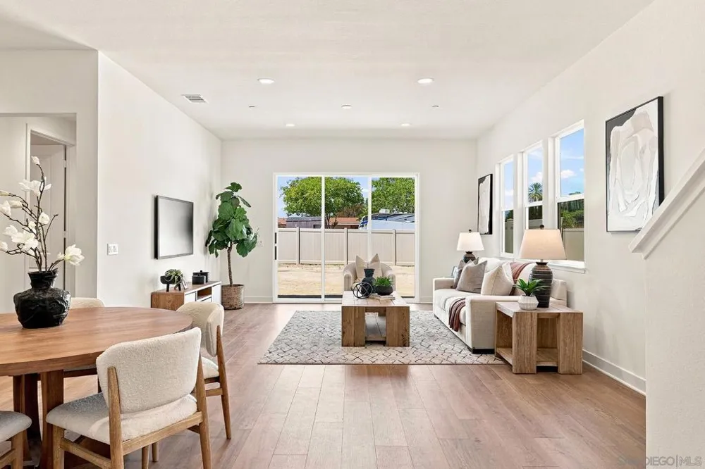 777 Michael Ct Vista, CA 92081