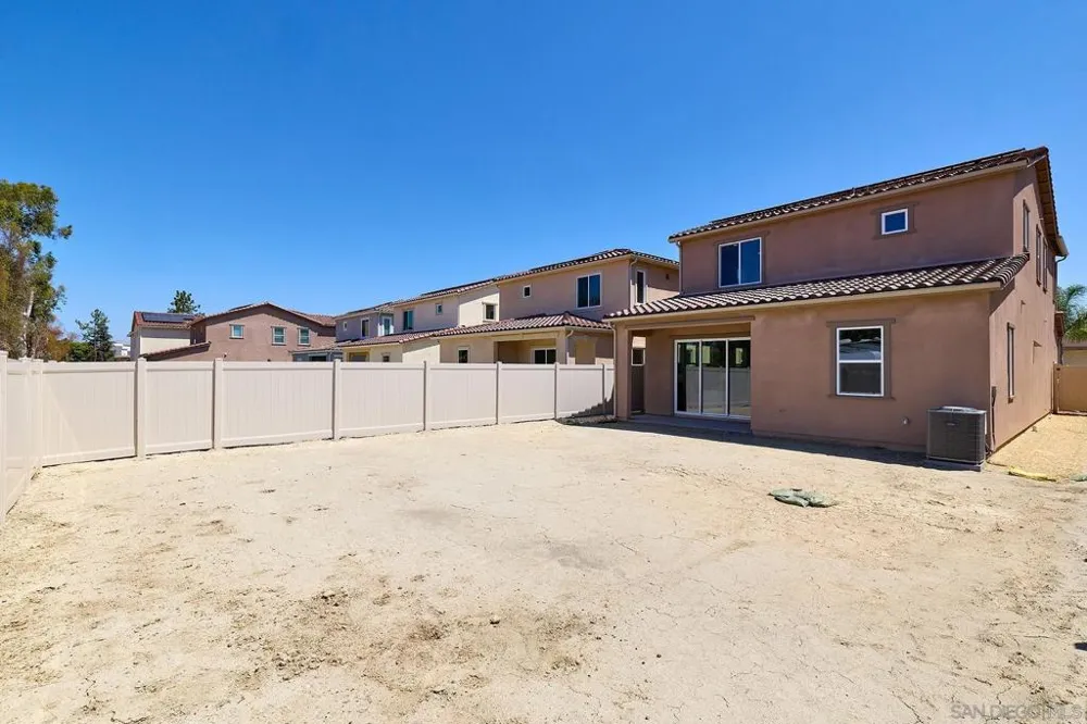 777 Michael Ct Vista, CA 92081