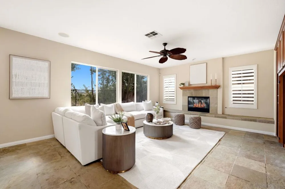 1587 Wishing Star Dr. Chula Vista, CA 91915