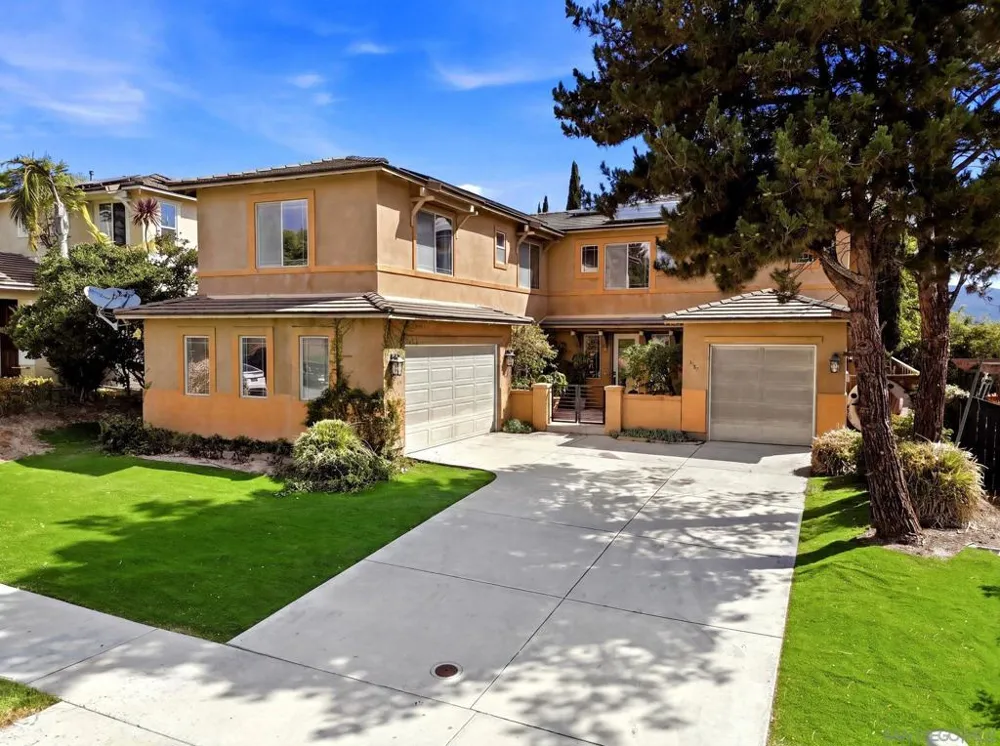 1587 Wishing Star Dr. Chula Vista, CA 91915