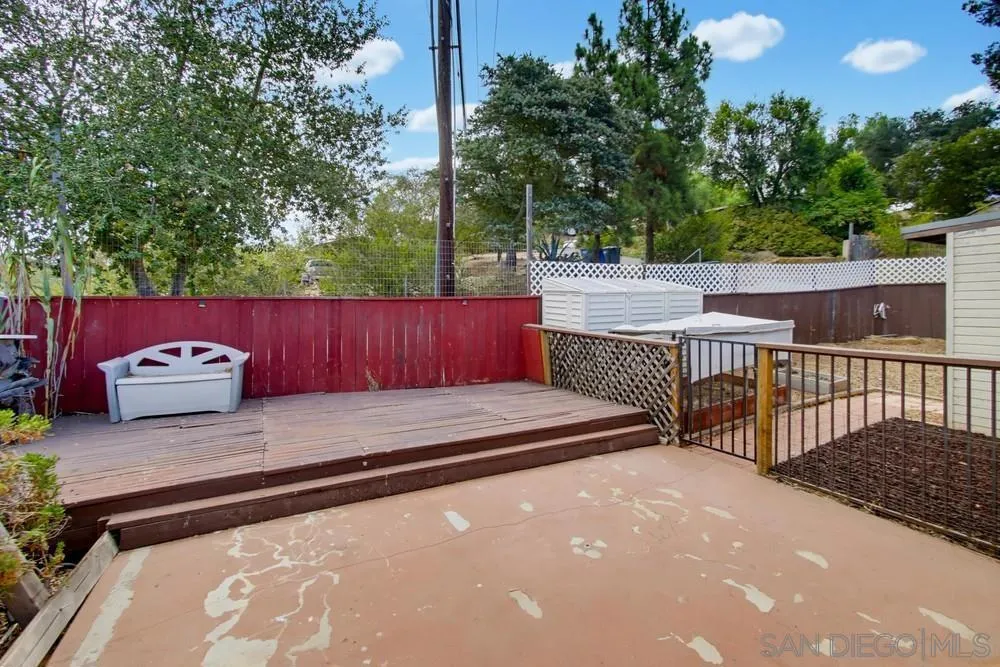 321 North El Cajon, CA 92021