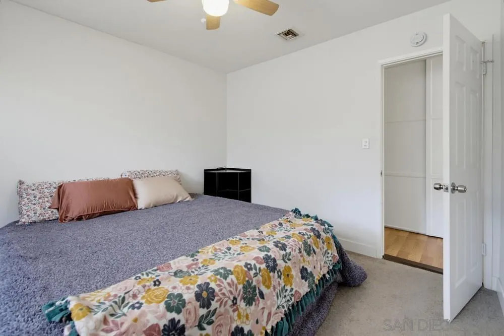 321 North El Cajon, CA 92021
