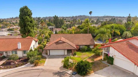 12579 Cresta Pl