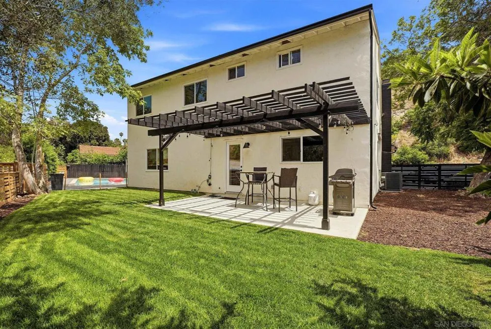 5476 Maisel Way San Diego, CA 92115