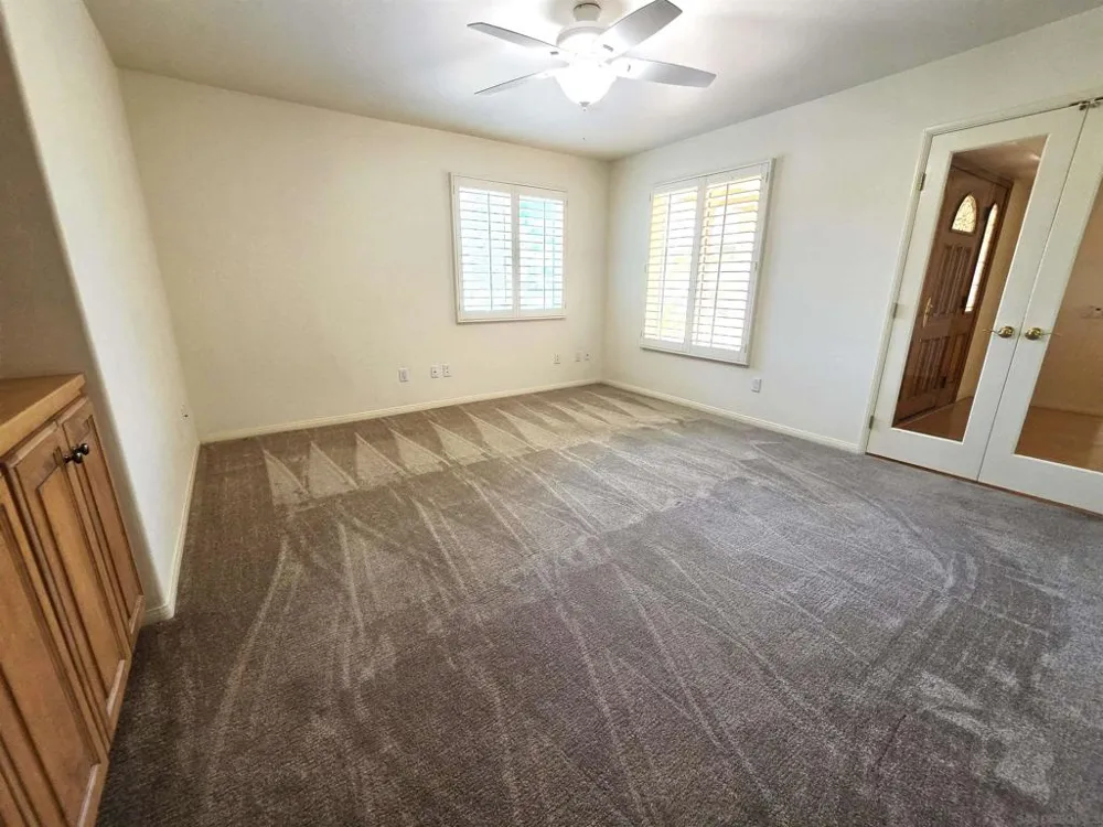 6264 Court San Diego, CA 92120