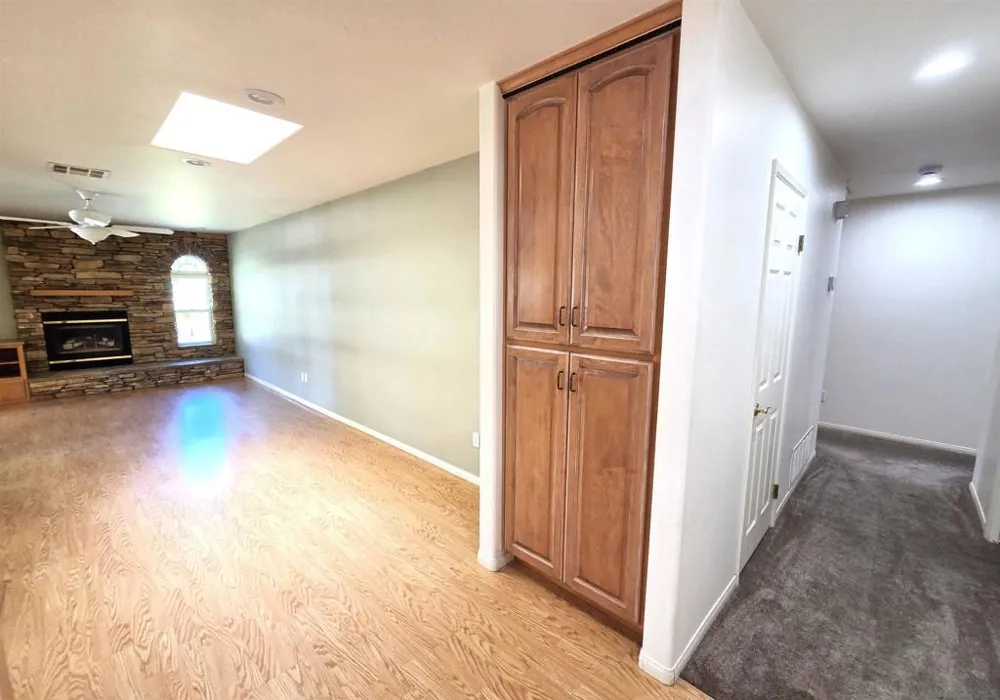6264 Court San Diego, CA 92120