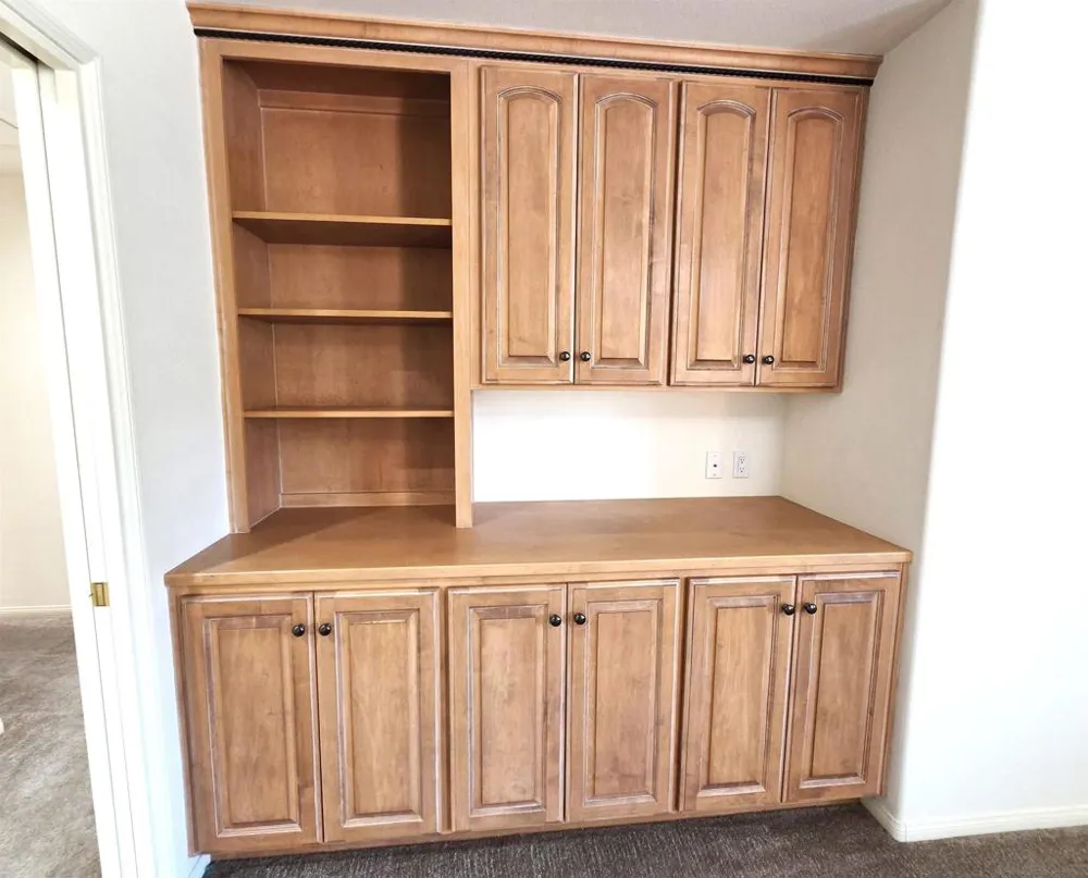 6264 Court San Diego, CA 92120