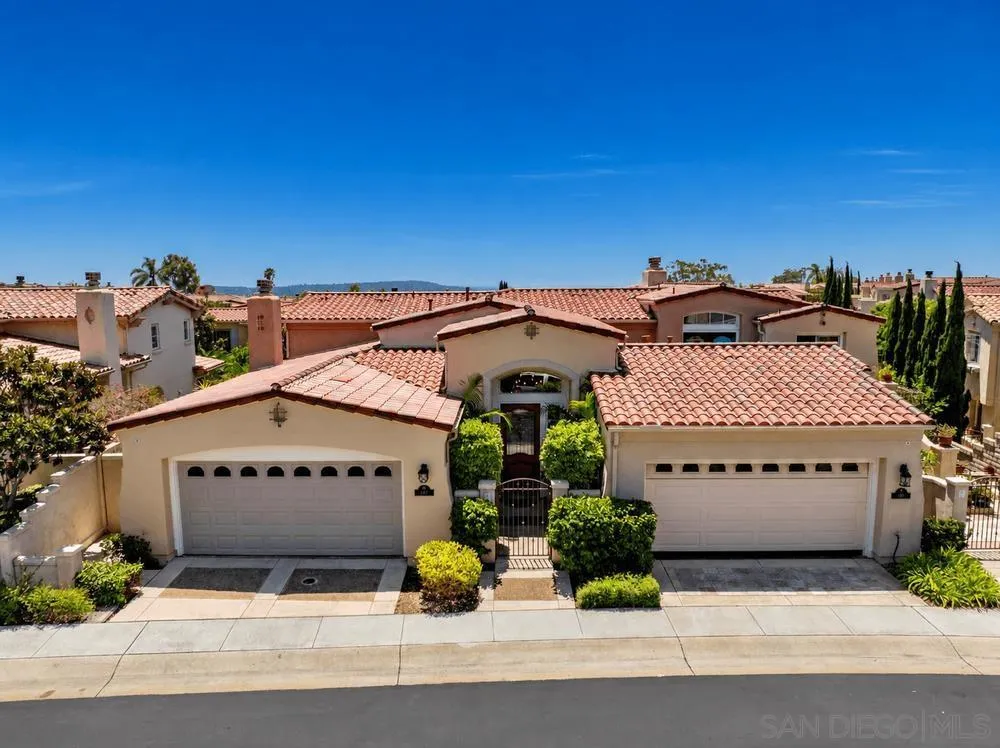 1317 Caminito Floreo La Jolla, CA 92037