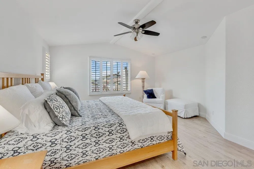 1317 Caminito Floreo La Jolla, CA 92037