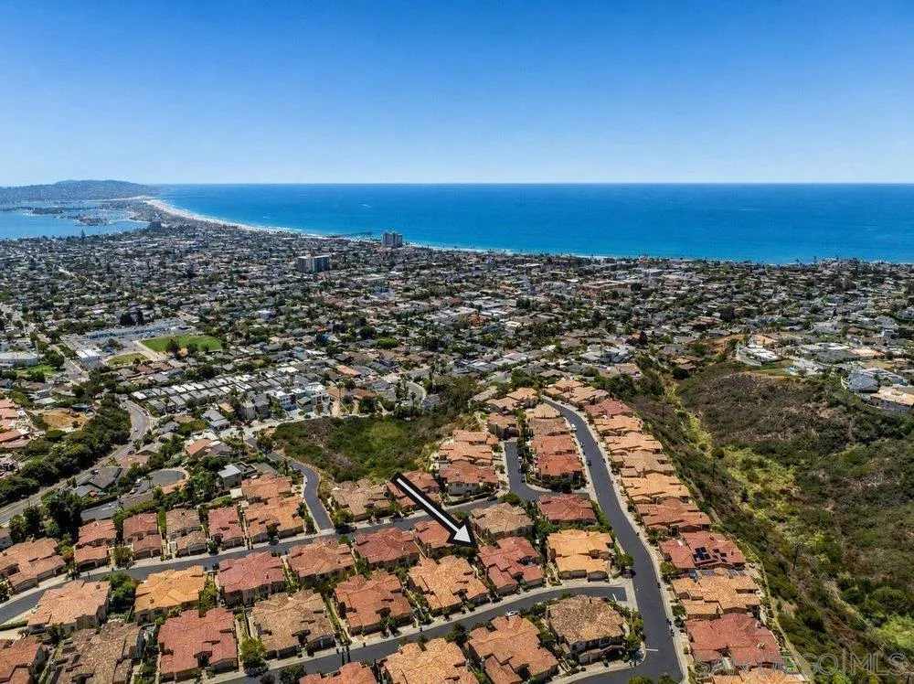 1317 Caminito Floreo La Jolla, CA 92037